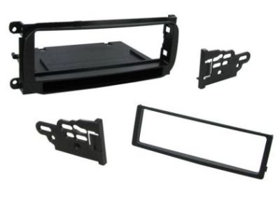 Connects2 CT24CH03 1DIN Kit rama Chrysler 300 M